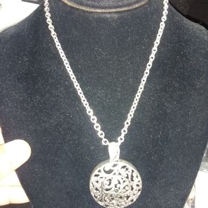 🤗♥️GORGEOUS!/ FILIGREE NECKLACE SET😍💗